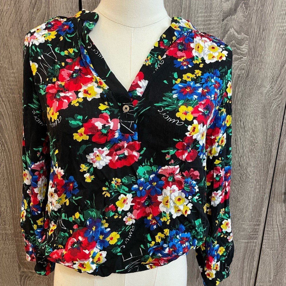 DESIGUAL “Amore” Designer Pretty Black & Colorful Floral Top. Size S
